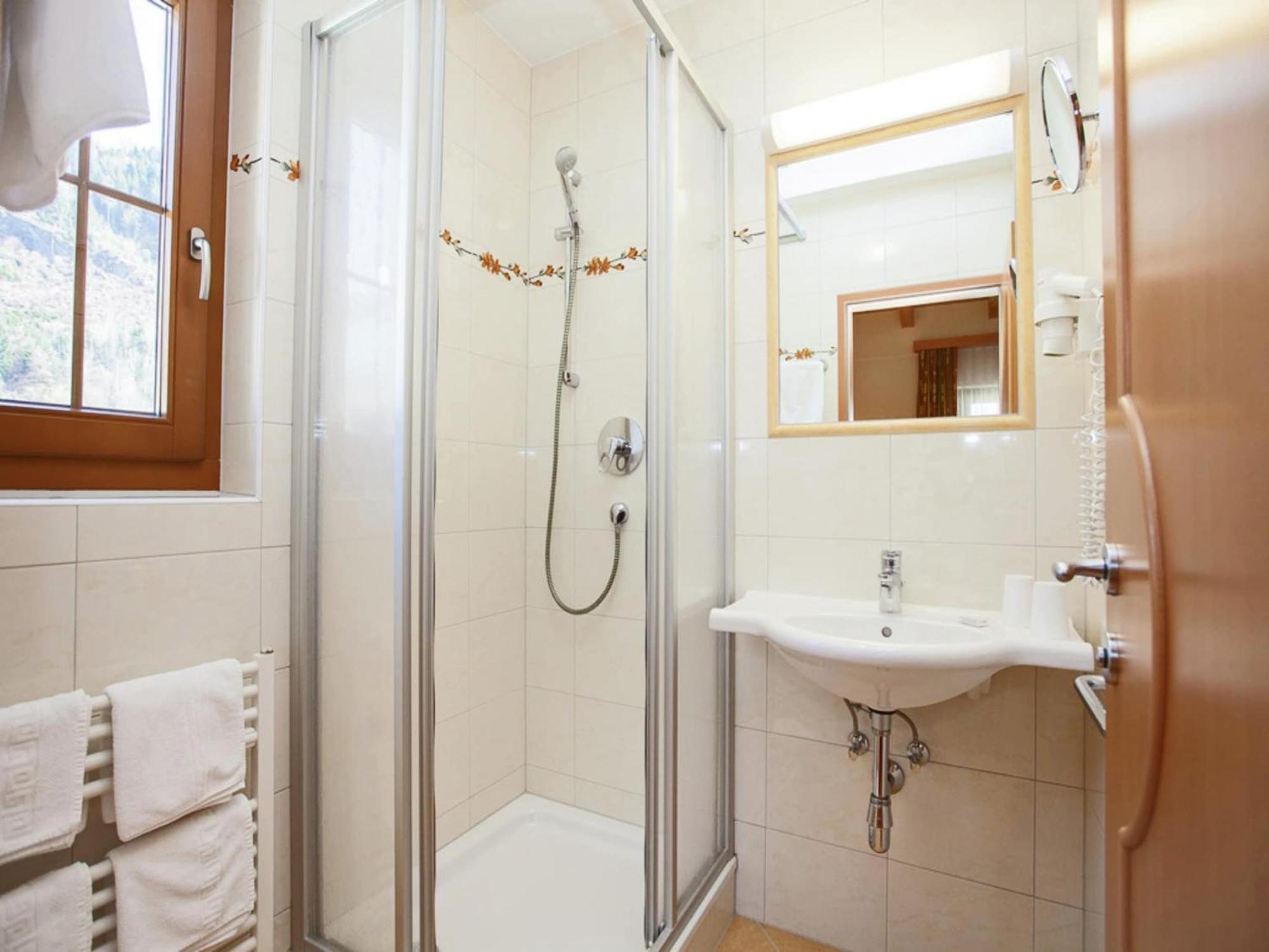 Attractive Holiday Home In Kaltenbach On The Ski Slope Stumm Zewnętrze zdjęcie